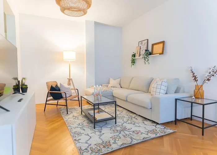 Schonbrunn In 10 Min Cozy Altbau Viyana